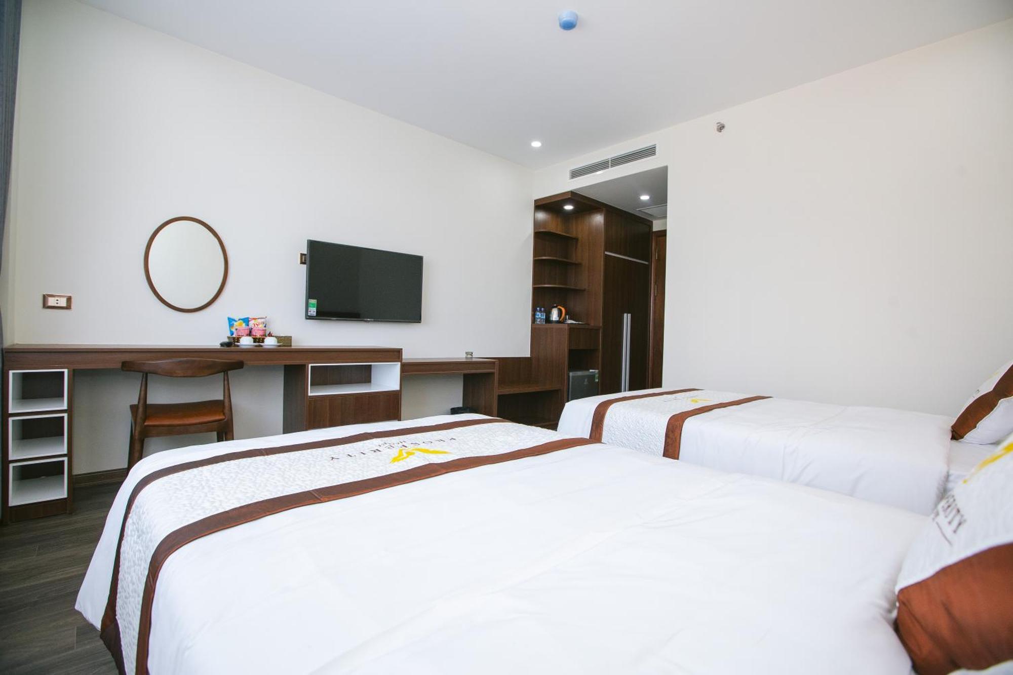 Prosperity Boutique Halong Hotel & Restaurent Ха Лонг Екстериор снимка