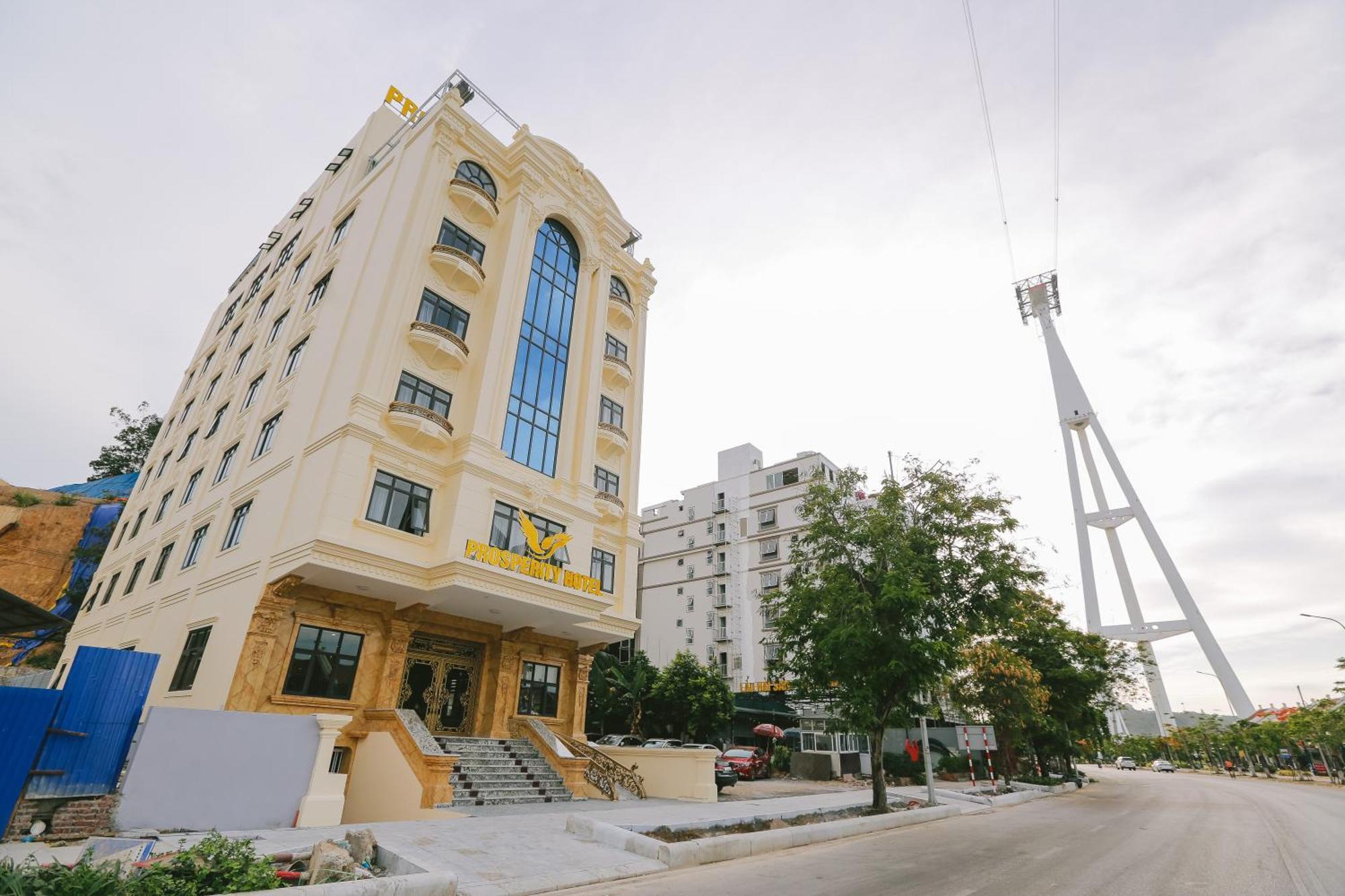 Prosperity Boutique Halong Hotel & Restaurent Ха Лонг Екстериор снимка
